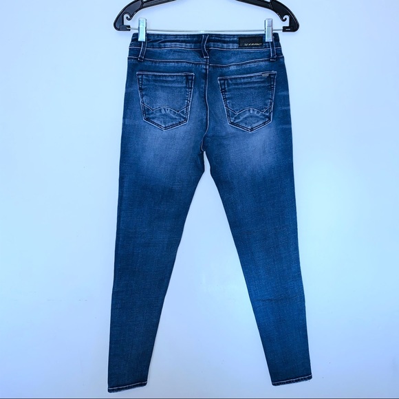 EUC Cult of Individuality Zen Midrise Embroidered Jean size 25 - Picture 7 of 8